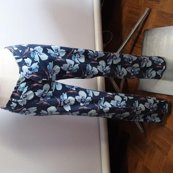 Zara Woman floral design Pants Size S - Picture 8 of 10